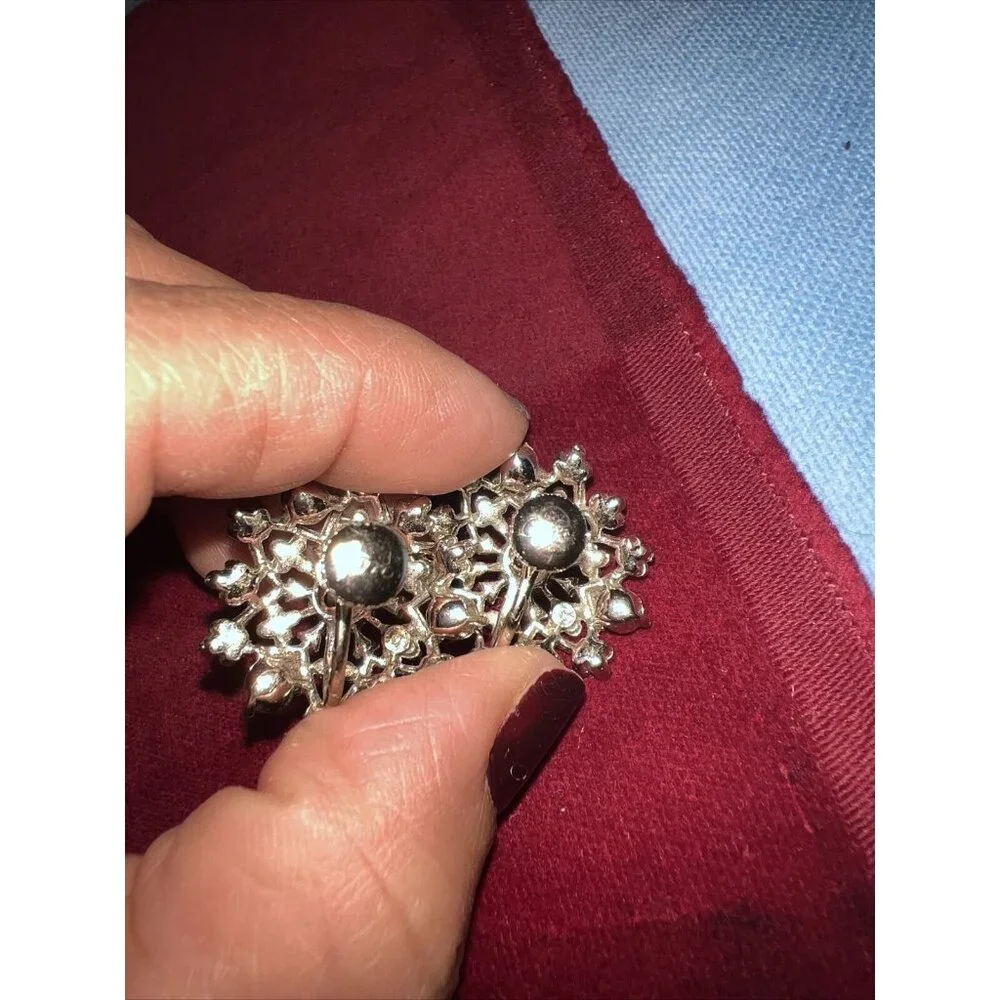 Vtg Coro Signed snow flake Christal‎ Glass Screwback Earrings